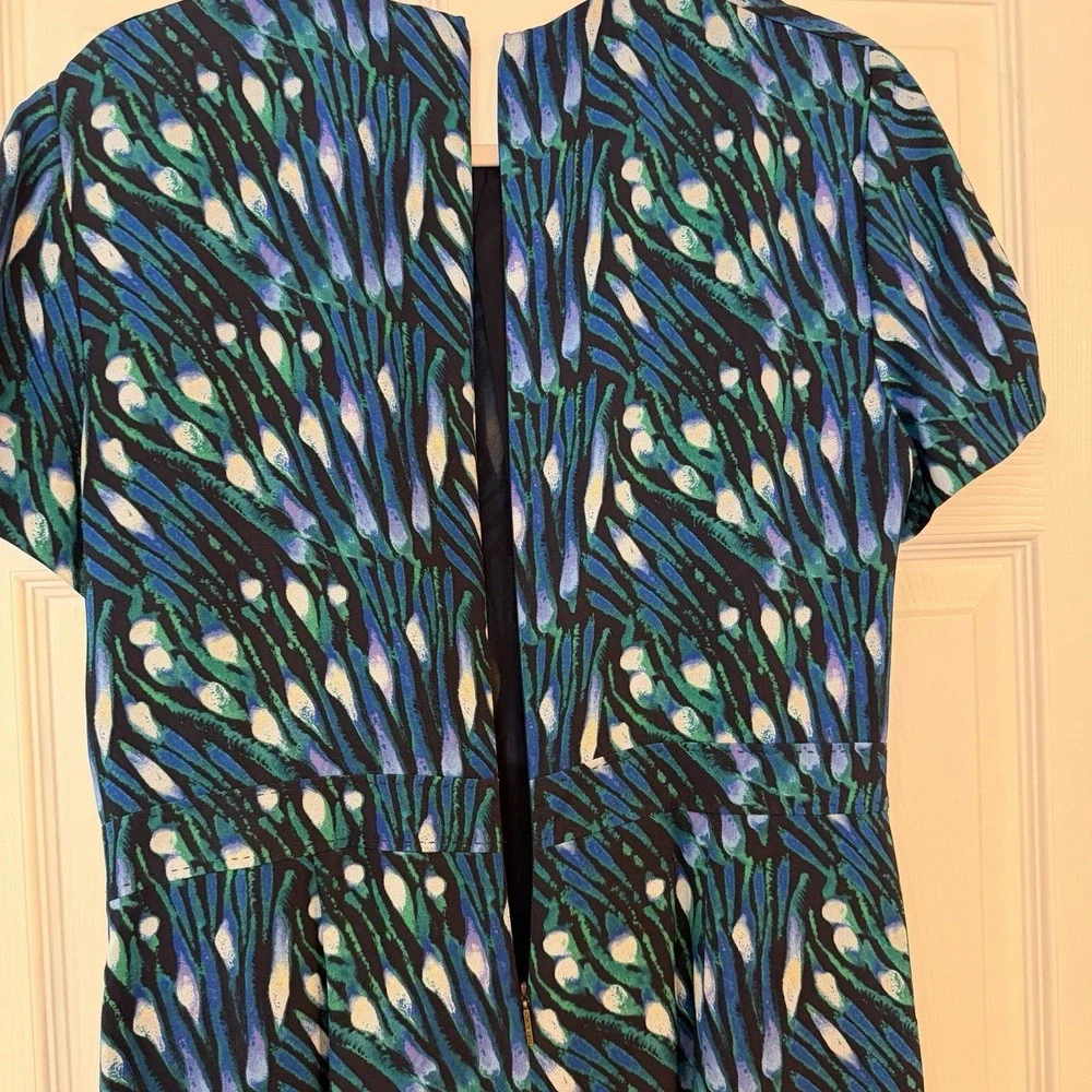 Tory Burch 100% Silk Dress 12 Blue Green Watercolor Knee Length Career Lined EUC